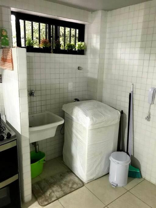 Na Av. Cabo Branco Apartamento