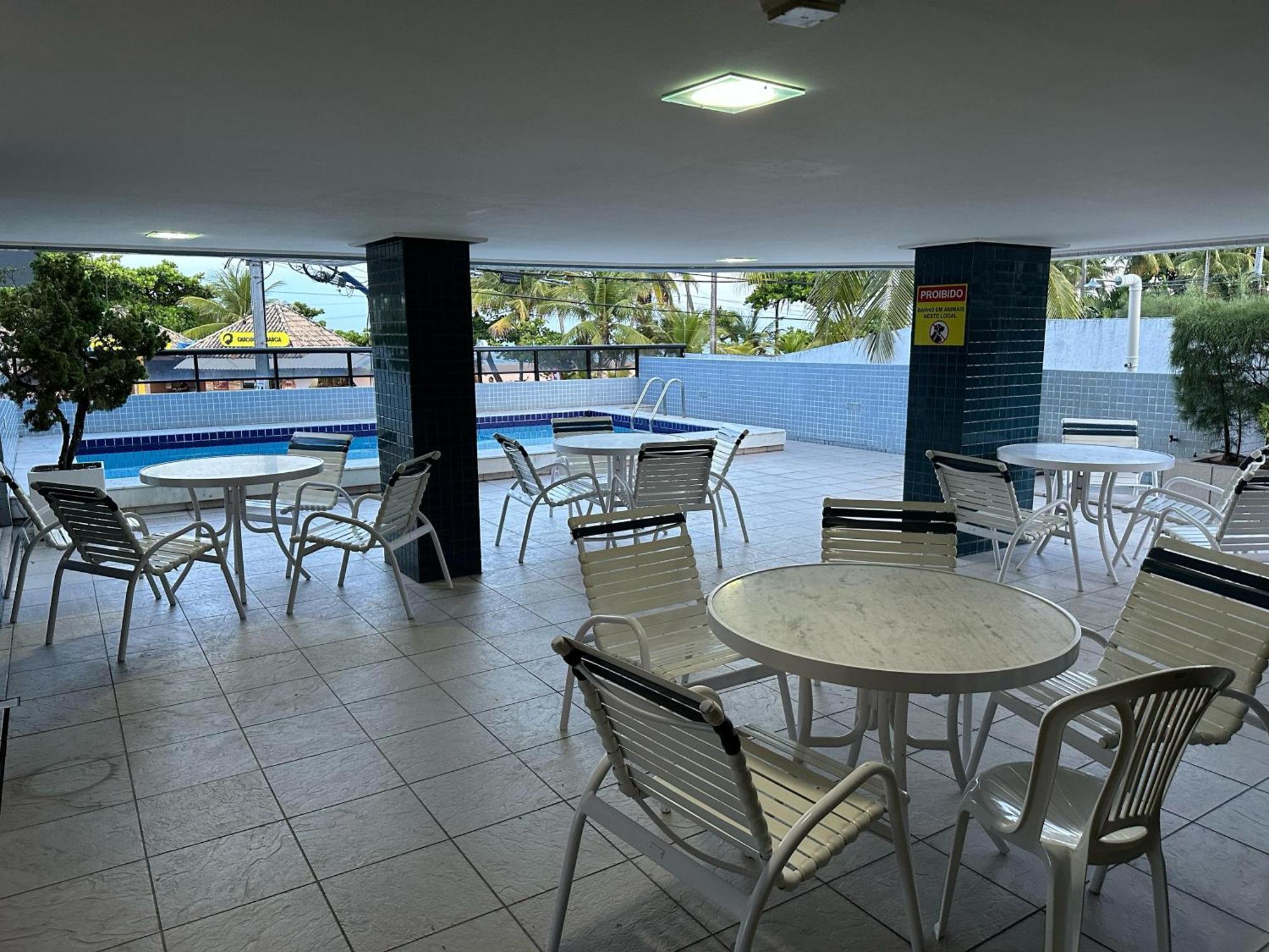 Na Av. Cabo Branco Apartamento