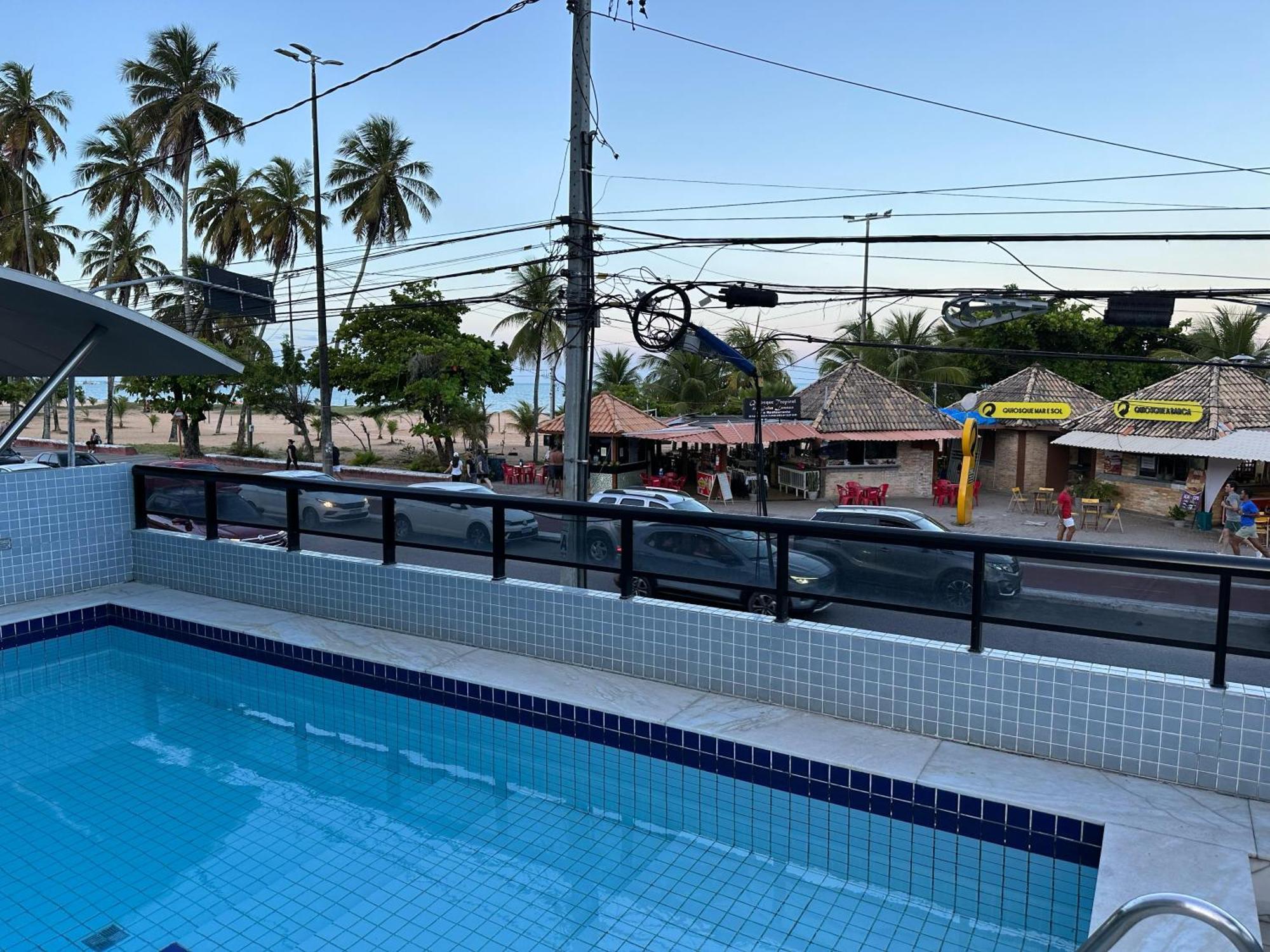Apartamento Na Av. Cabo Branco *